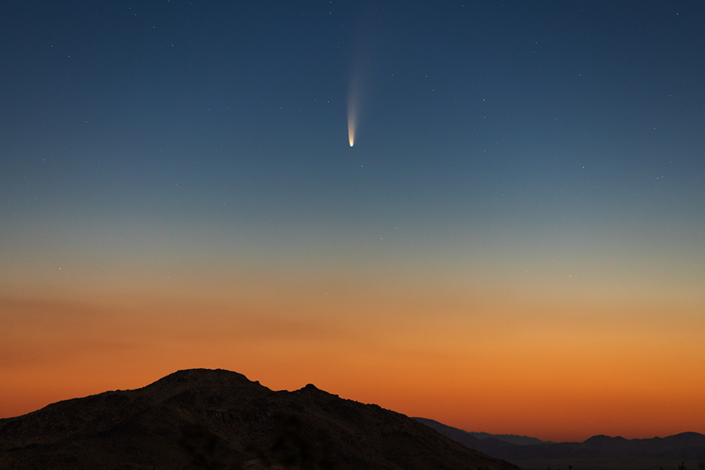Comet C/2020 F3 (NEOWISE) in the pre-dawn sky over the Mojave Desert (Landers, California). Click the image for a larger version.